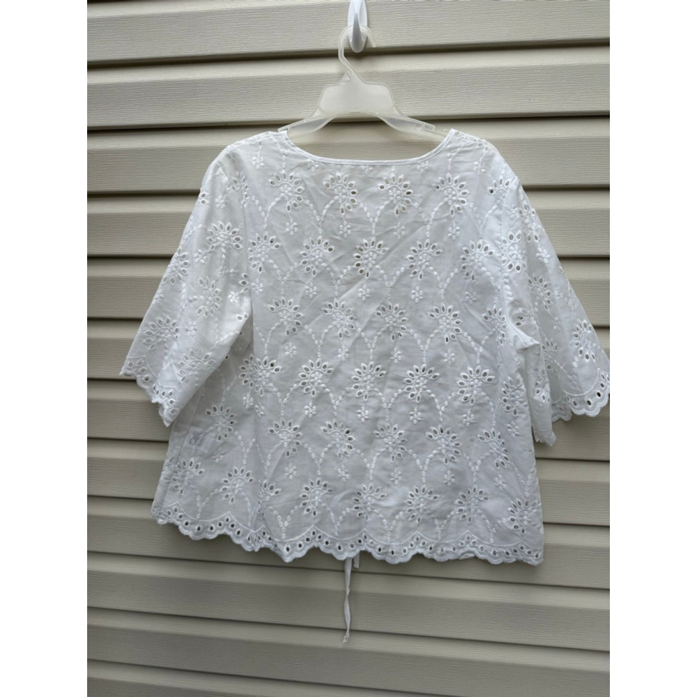 SHEIN Curve White Eyelet Lace Tie Front Blouse Top Women’s 1X Boho - Picture 5 of 5
